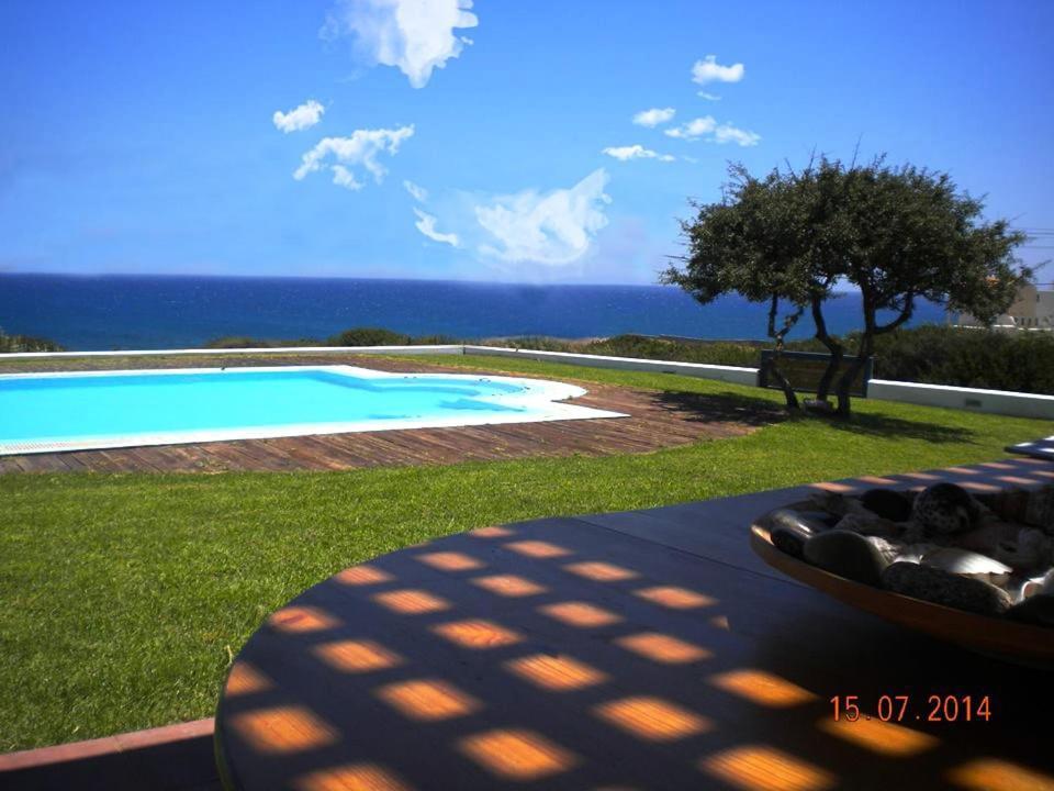 Cristelia Seafront & Pool Villa Lakhania Eksteriør billede