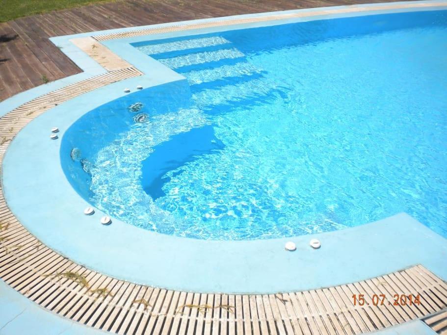 Cristelia Seafront & Pool Villa Lakhania Eksteriør billede