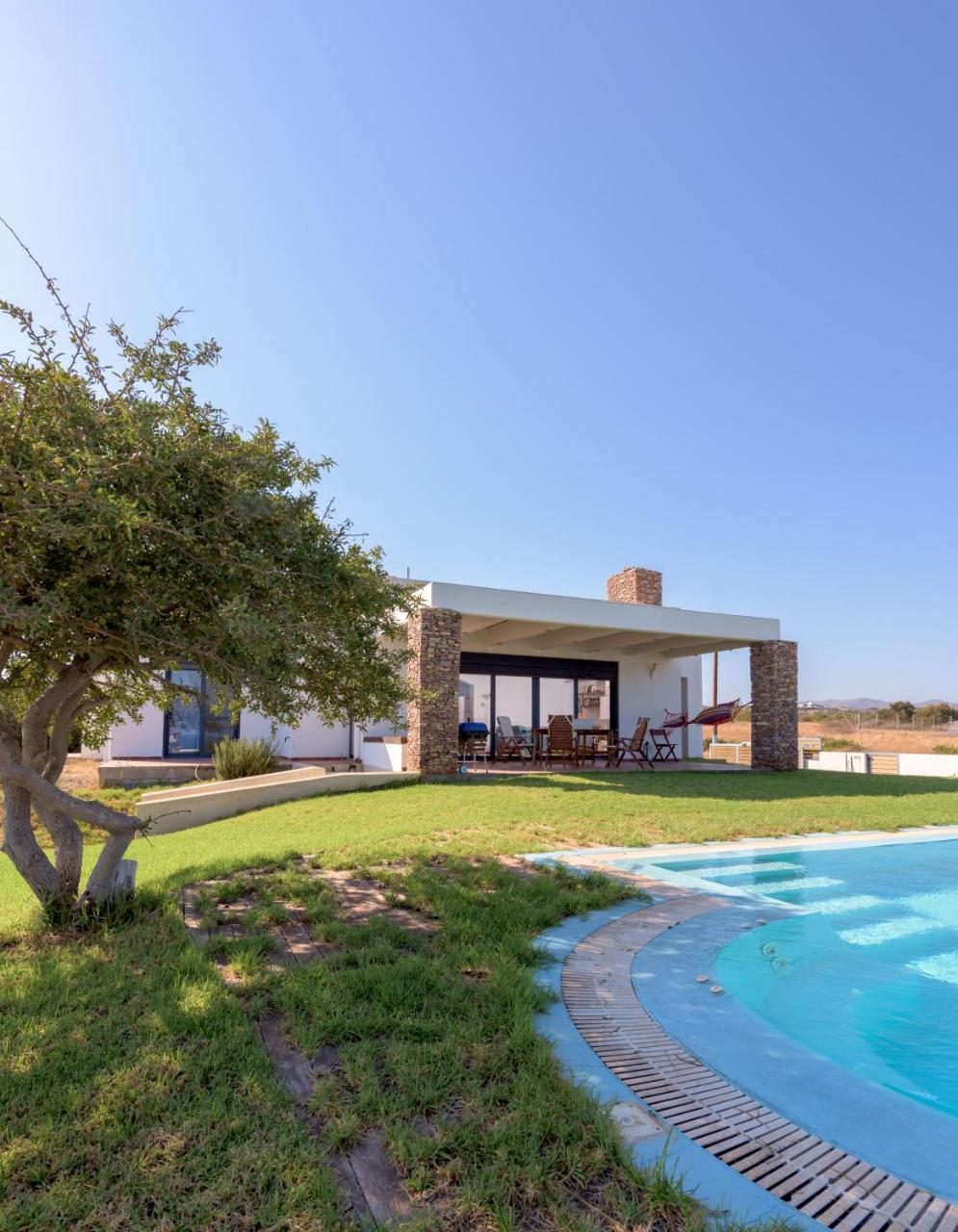Cristelia Seafront & Pool Villa Lakhania Eksteriør billede